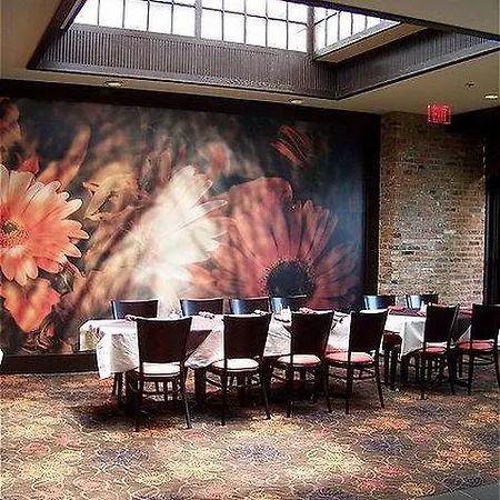 Holiday Inn Virginia Beach - Norfolk, an IHG hotel 