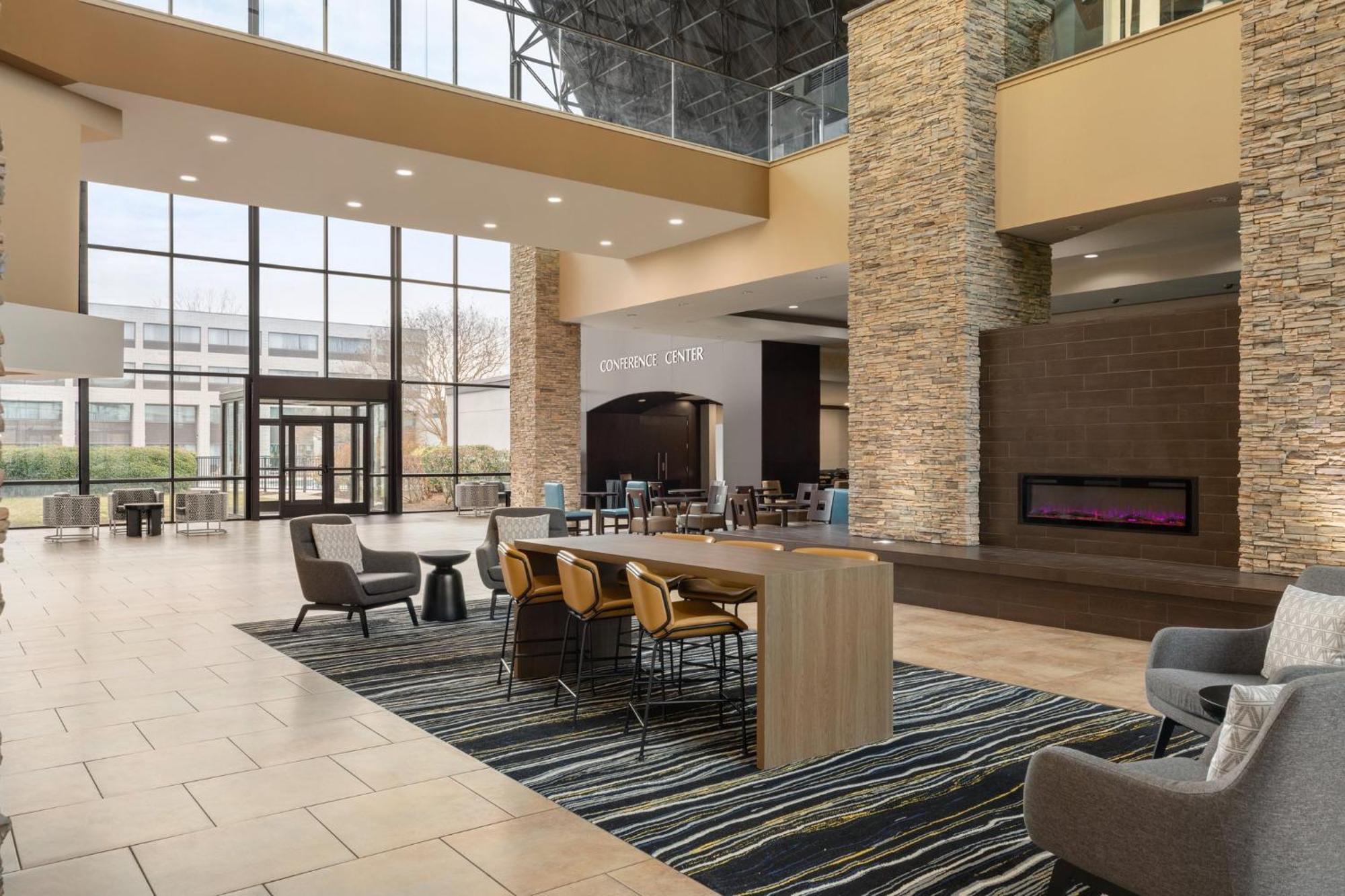 Virginia - Norfolk By Ihg 4*